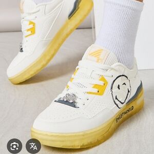 SmileyWorld Sneakers